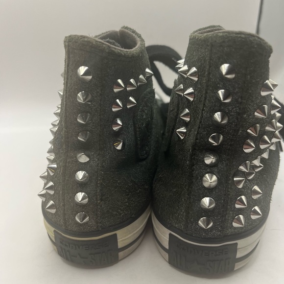Converse All Star High tops Women’s Size 7 Grey Suede Leather Studded Sneakers - Picture 2 of 10